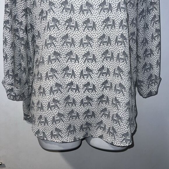 PIXLEY STITCH FIX Gray Elephants Semi Sheer 3/4 Sleeve Blouse-M - Picture 3 of 9
